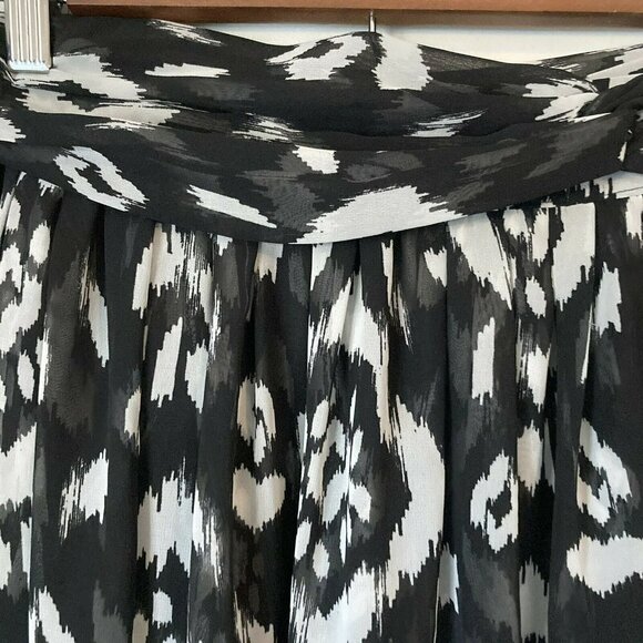 Vince Camuto Layered Maxi Skirt - Picture 2 of 9